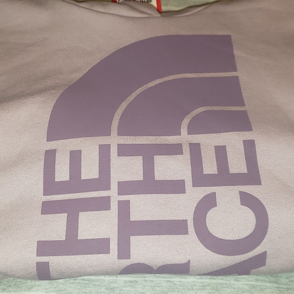 The North Face Sweater - Picture 4 of 8